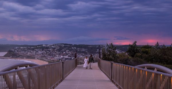 ニューカッスル XCEL COMP X 5.5/4.5 MM HOODED 2025 - Surfhouse Store